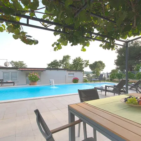 Stancia Rosa - Kiwi Apartment *